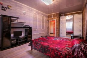 Apartment Montazhnikov 14/1